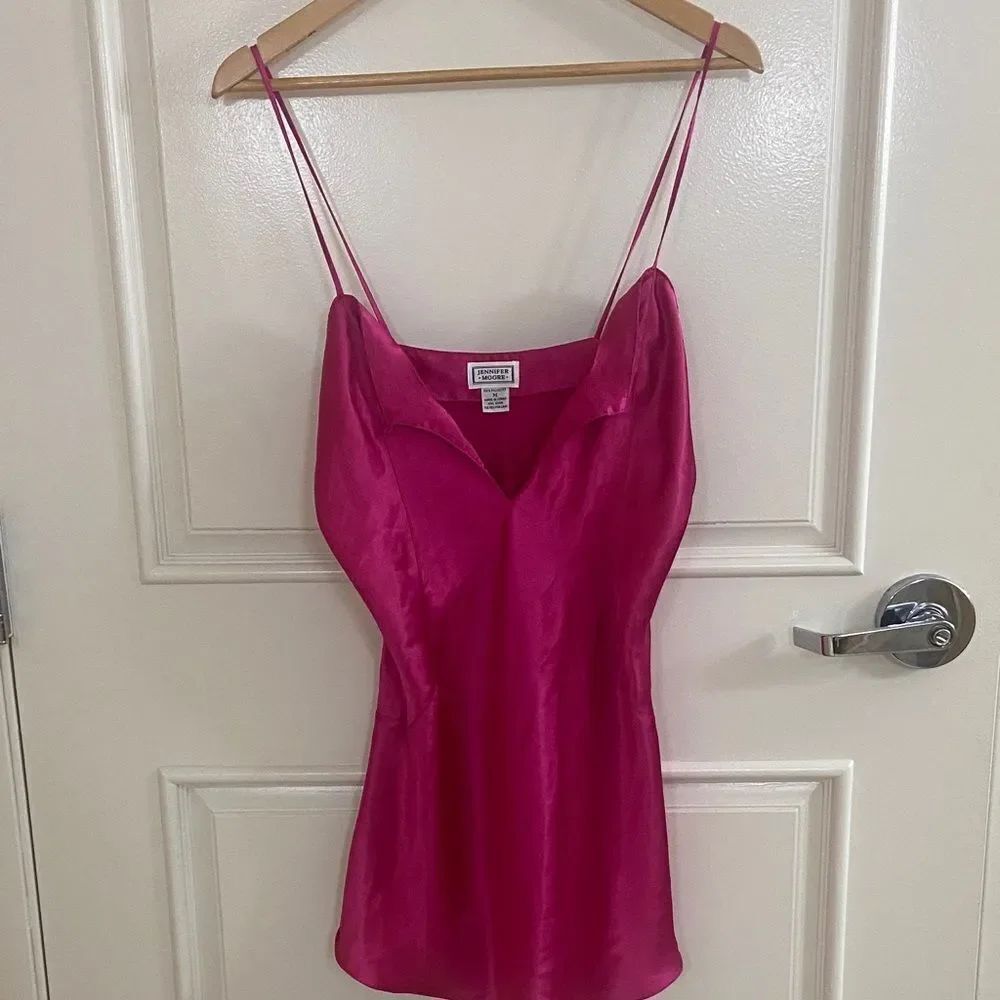 Jennifer Moore Fuchsia Satin nightgown medium